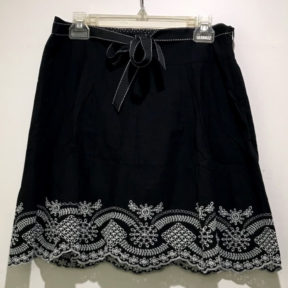 NWOT Speechless Polka Dot & Embroidery Skirt +Belt